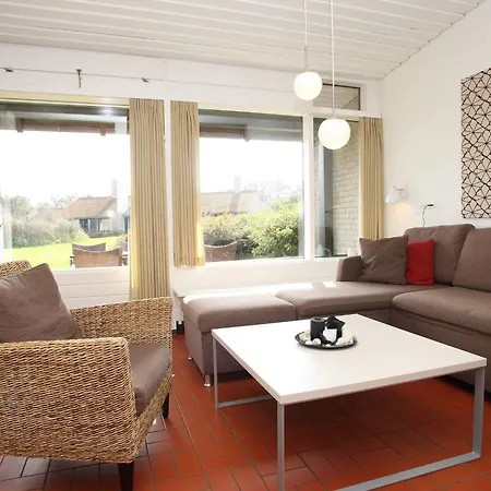 Tatil Evi 6 Person On A In S By